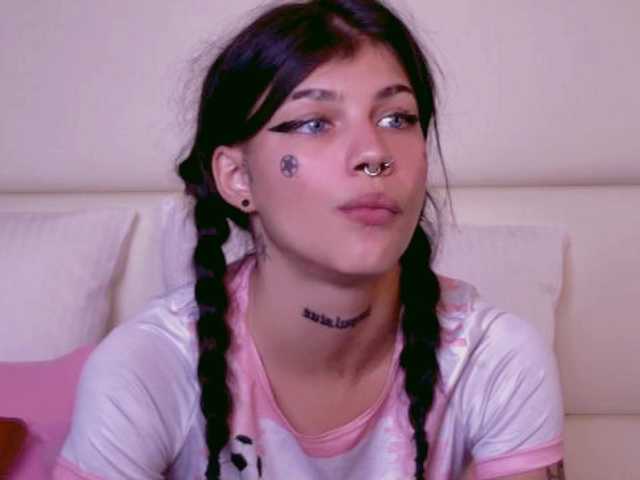 YasminStorm live cam on BongaCams