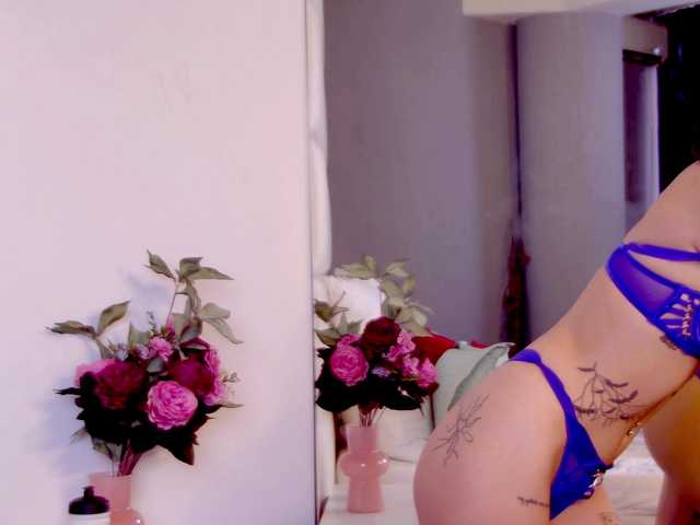 YasminStorm live cam on BongaCams