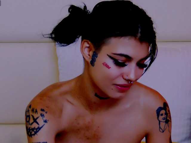 YasminStorm live cam on BongaCams