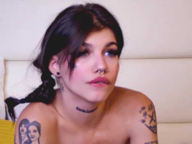 YasminStorm live cam on BongaCams