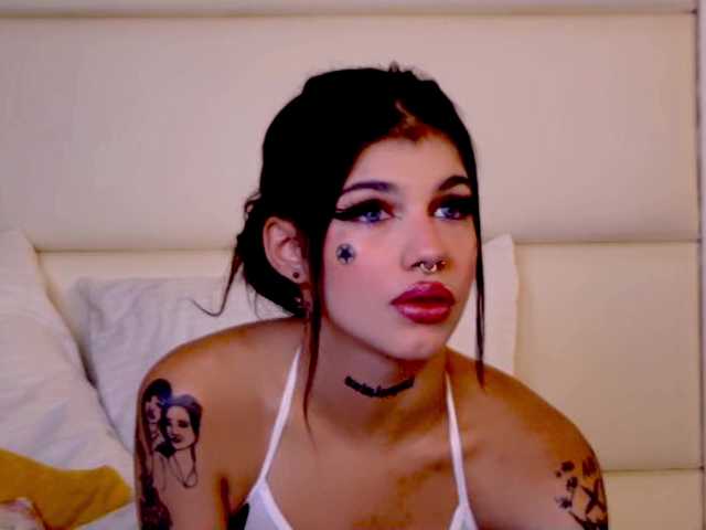 YasminStorm live cam on BongaCams