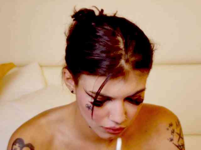YasminStorm webcam
