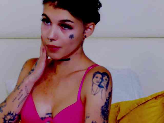 YasminStorm webcam