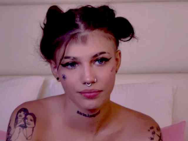 YasminStorm webcam