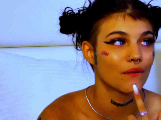 YasminStorm webcam