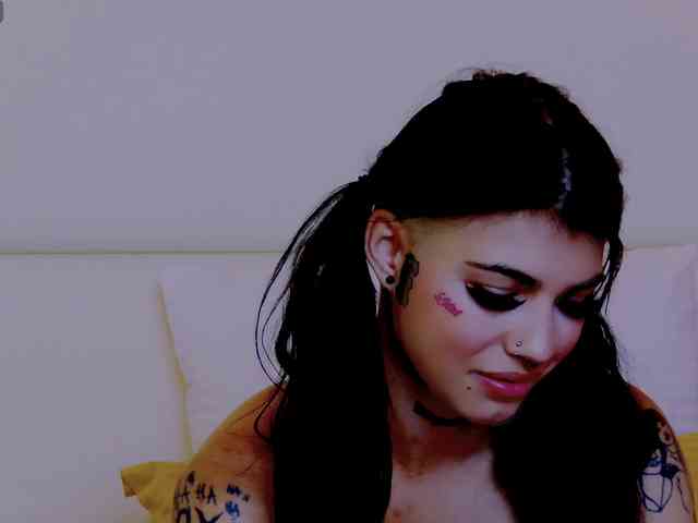 YasminStorm webcam