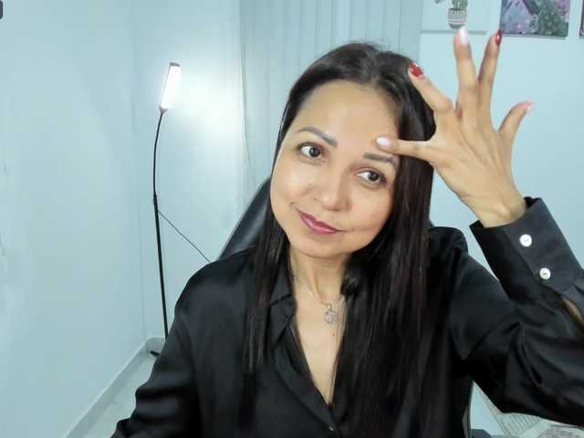 Carlin1511 live cam on BongaCams
