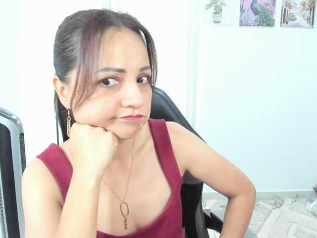 Carlin1511 live cam on BongaCams