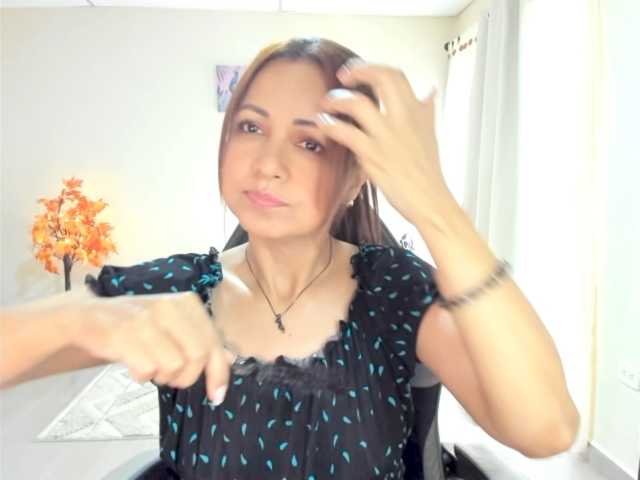 Carlin1511 live cam on BongaCams