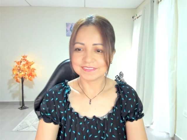 Carlin1511 live cam on BongaCams