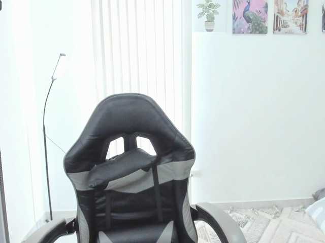 Carlin1511 live cam on BongaCams