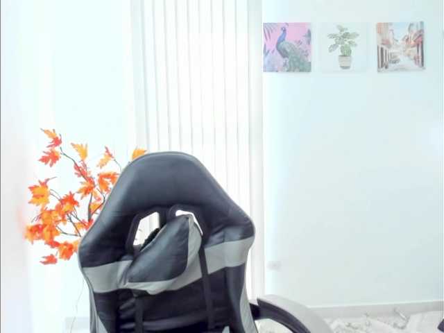 Carlin1511 live cam on BongaCams
