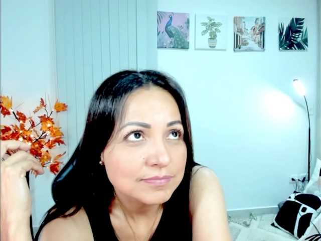Carlin1511 live cam