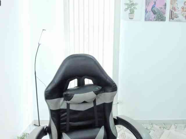 Carlin1511 webcam