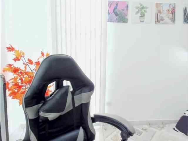 Carlin1511 webcam