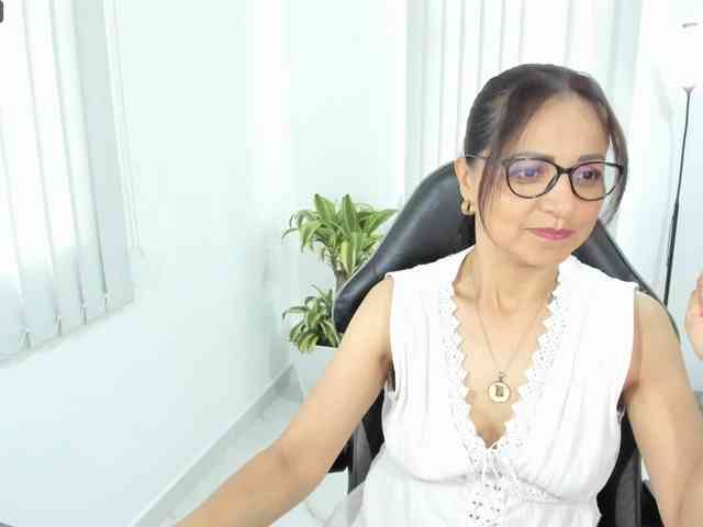 Carlin1511 Live Webcam on BongaCams