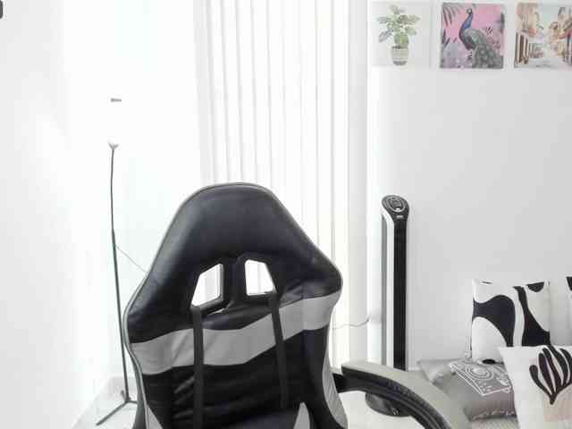 Carlin1511 webcam