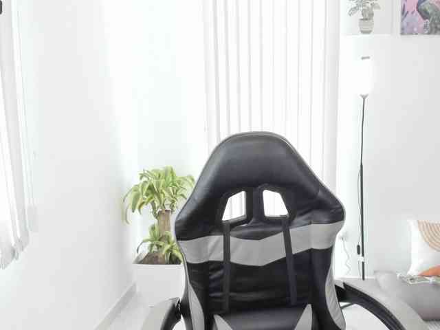Carlin1511 webcam