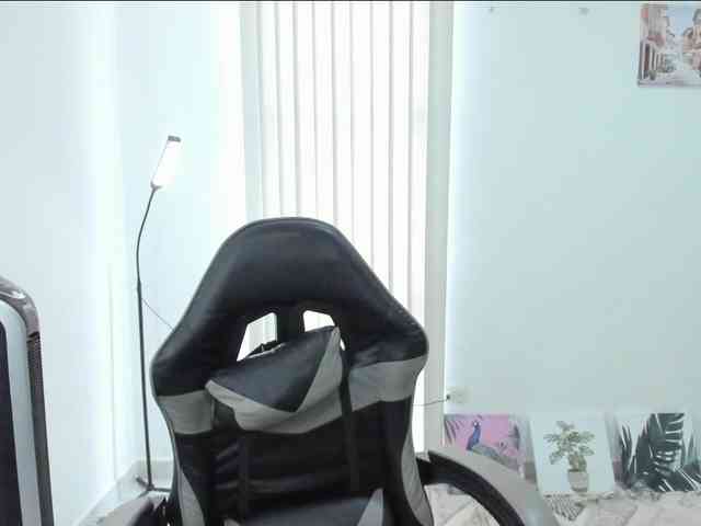 Carlin1511 webcam