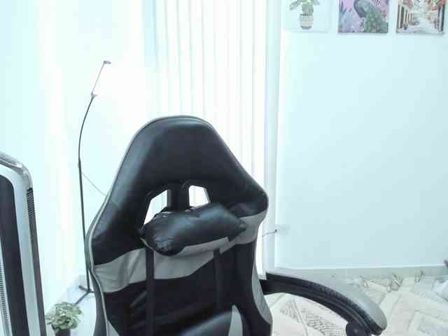 Carlin1511 webcam