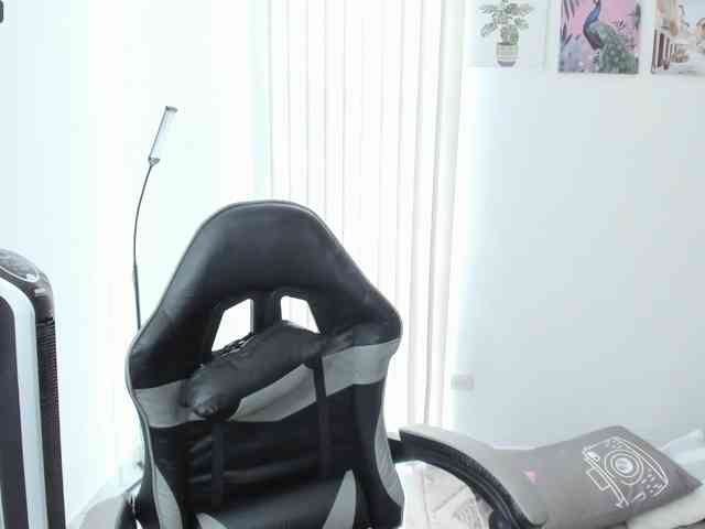 Carlin1511 webcam