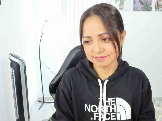 Carlin1511 webcam