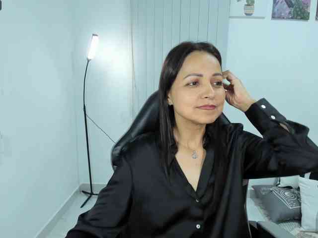 Carlin1511 Live Webcam on BongaCams