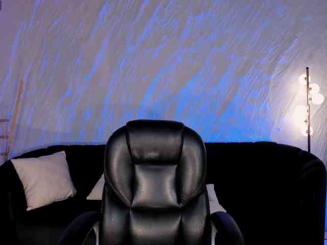 CandaseRussell webcam