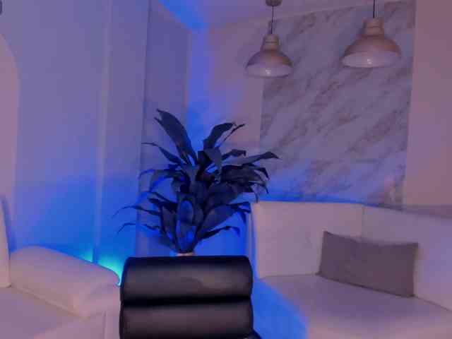 CandaseRussell webcam