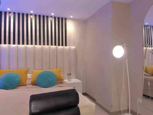 CandaseRussell webcam