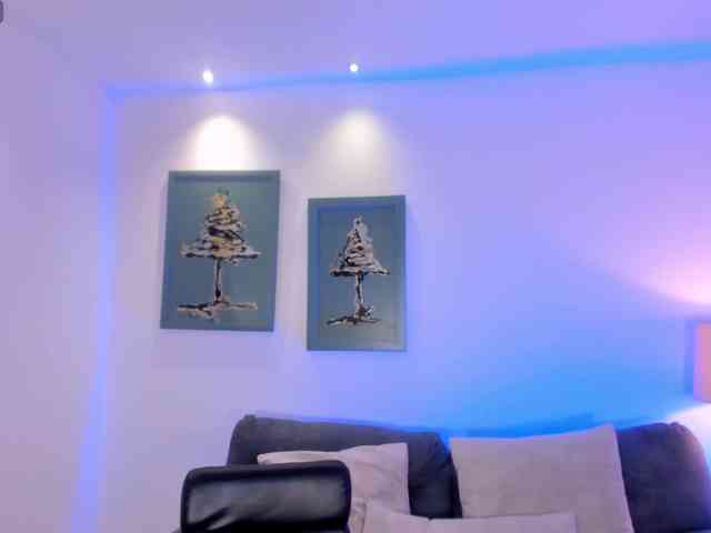 CandaseRussell webcam