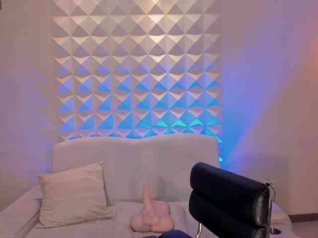 CandaseRussell