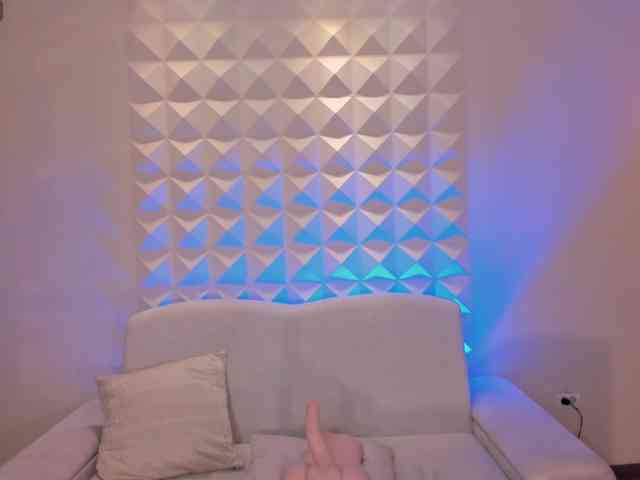 CandaseRussell webcam