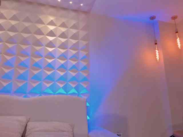CandaseRussell webcam