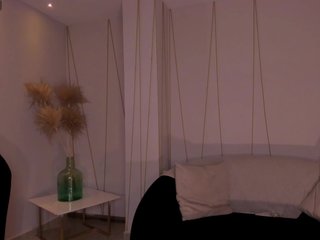 AmaliaCruss Porn Show