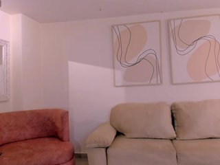 AmaliaCruss Porn Show
