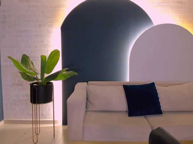 AmaliaCruss live cam on BongaCams