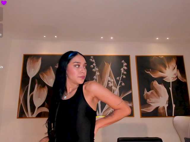AmaliaCruss webcam