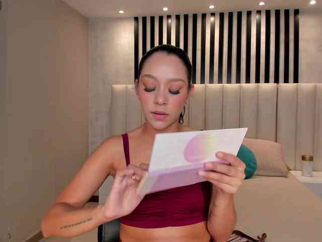 AmaliaCruss webcam