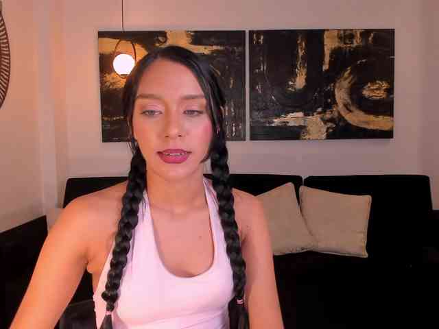 AmaliaCruss webcam