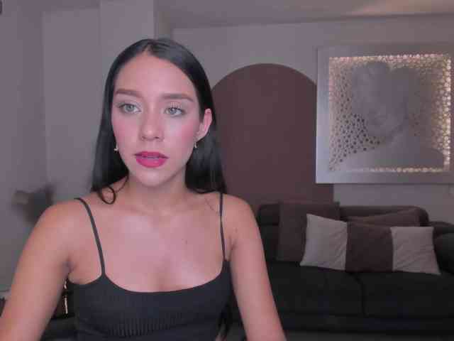 AmaliaCruss webcam