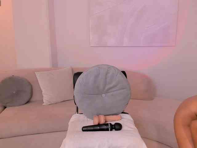 AmaliaCruss webcam