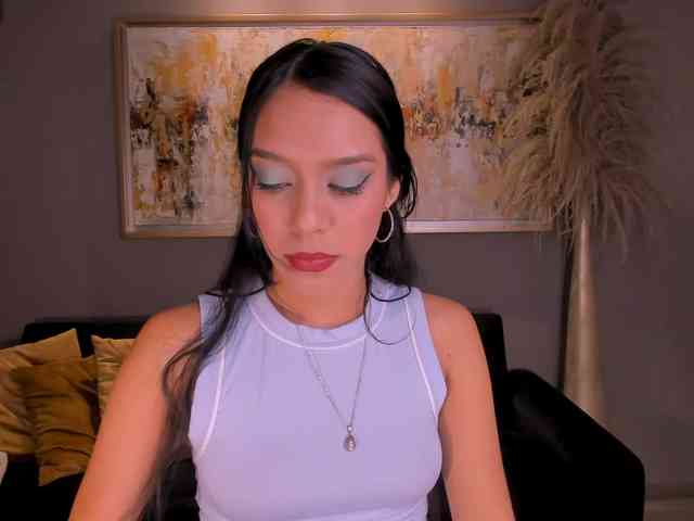 AmaliaCruss webcam