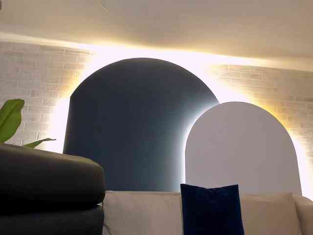 AmaliaCruss webcam