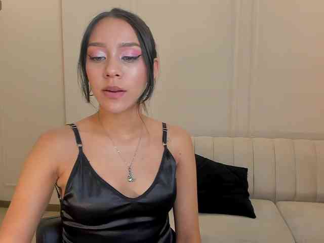 AmaliaCruss webcam