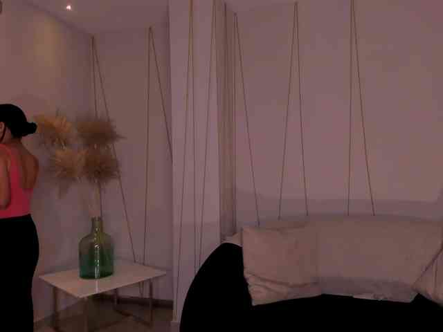 AmaliaCruss webcam
