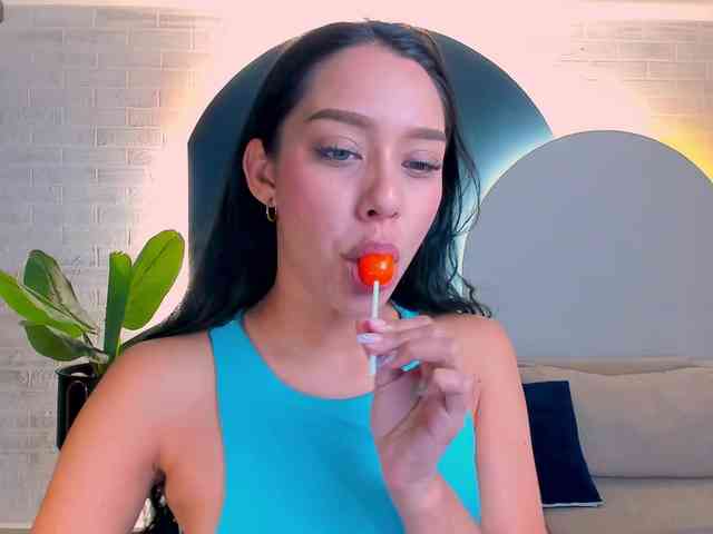 AmaliaCruss webcam