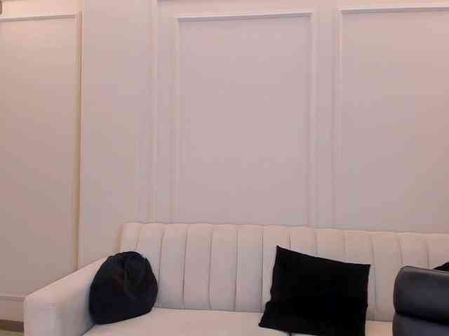 AmaliaCruss webcam