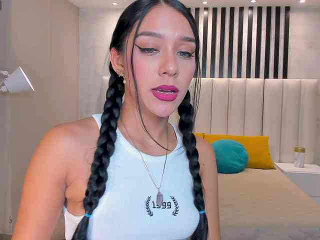 AmaliaCruss webcam