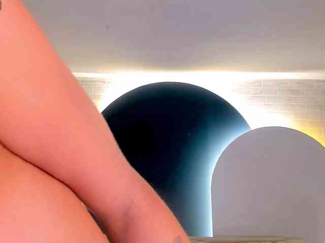 AmaliaCruss webcam